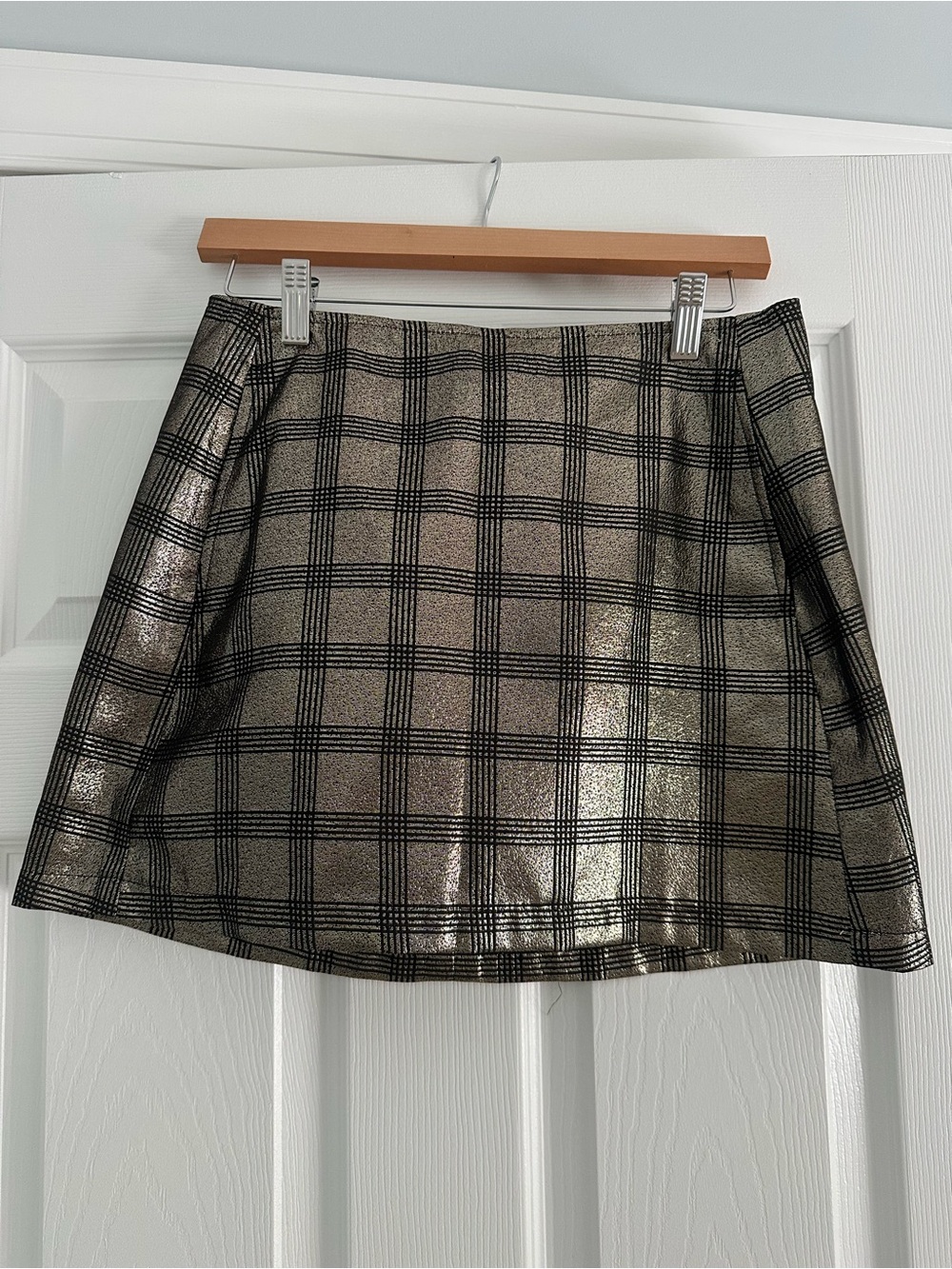 Urban Outfitters size M Metallic Plaid A-Line Mini Skirt - Black and Gold